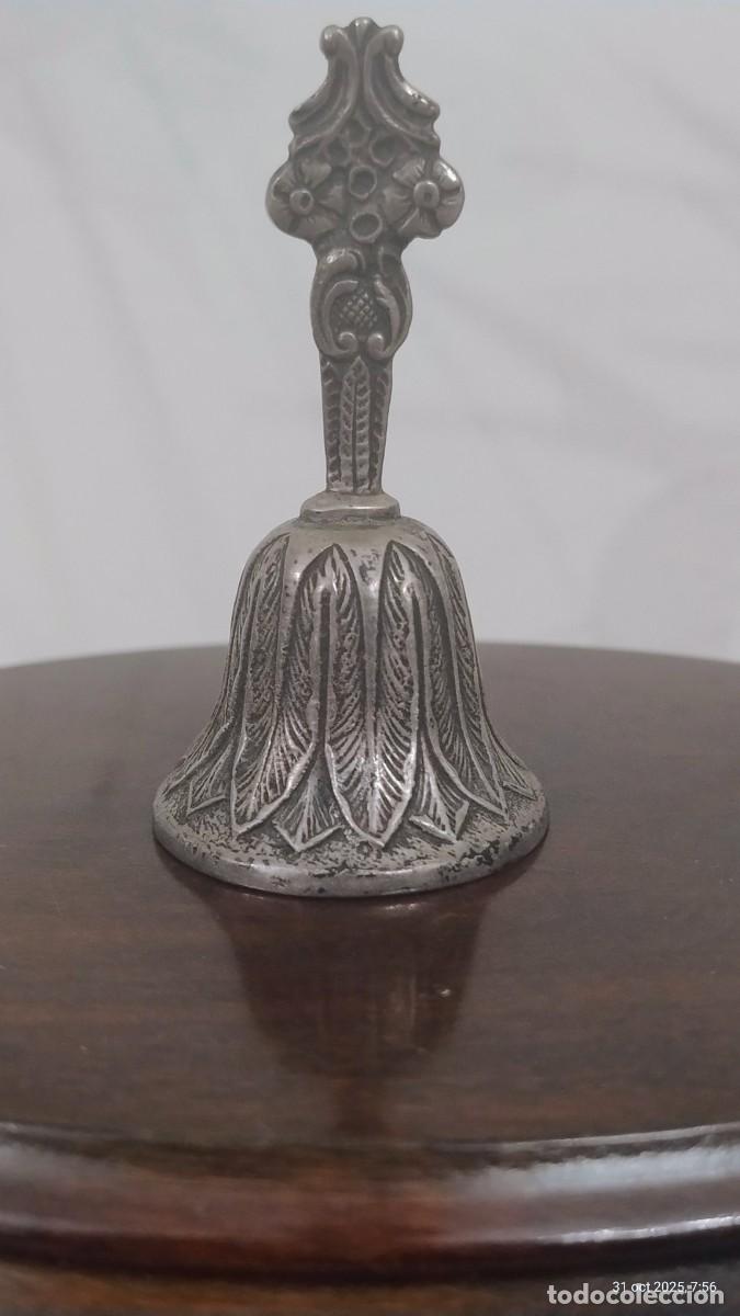 Antig&uuml;edades: CAMPANILLA PLATA CON CONTRASTES - Foto 3