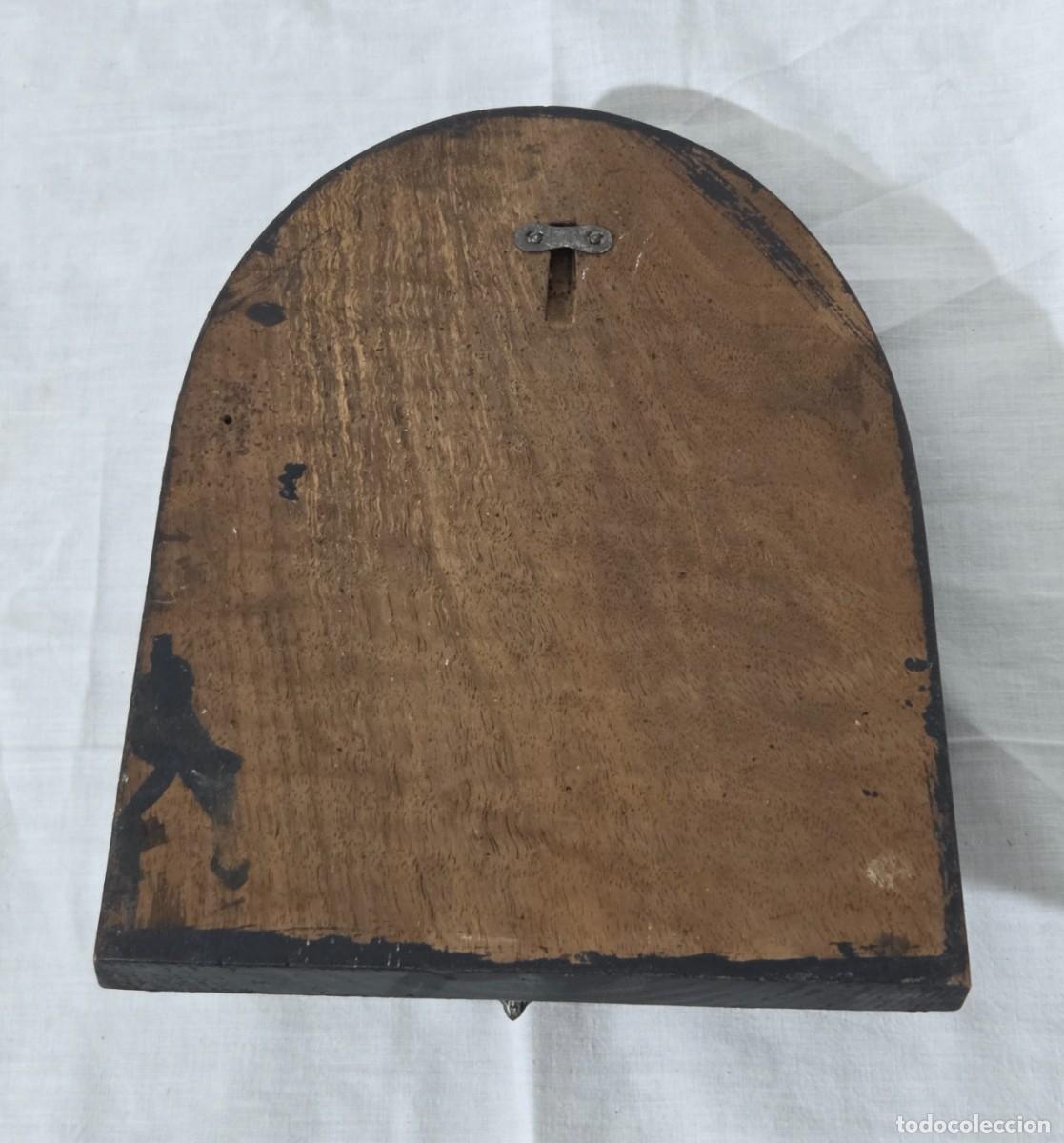 Antig&uuml;edades: Benditera cristo corazon de Jes&uacute;s, bronce y madera - Foto 8