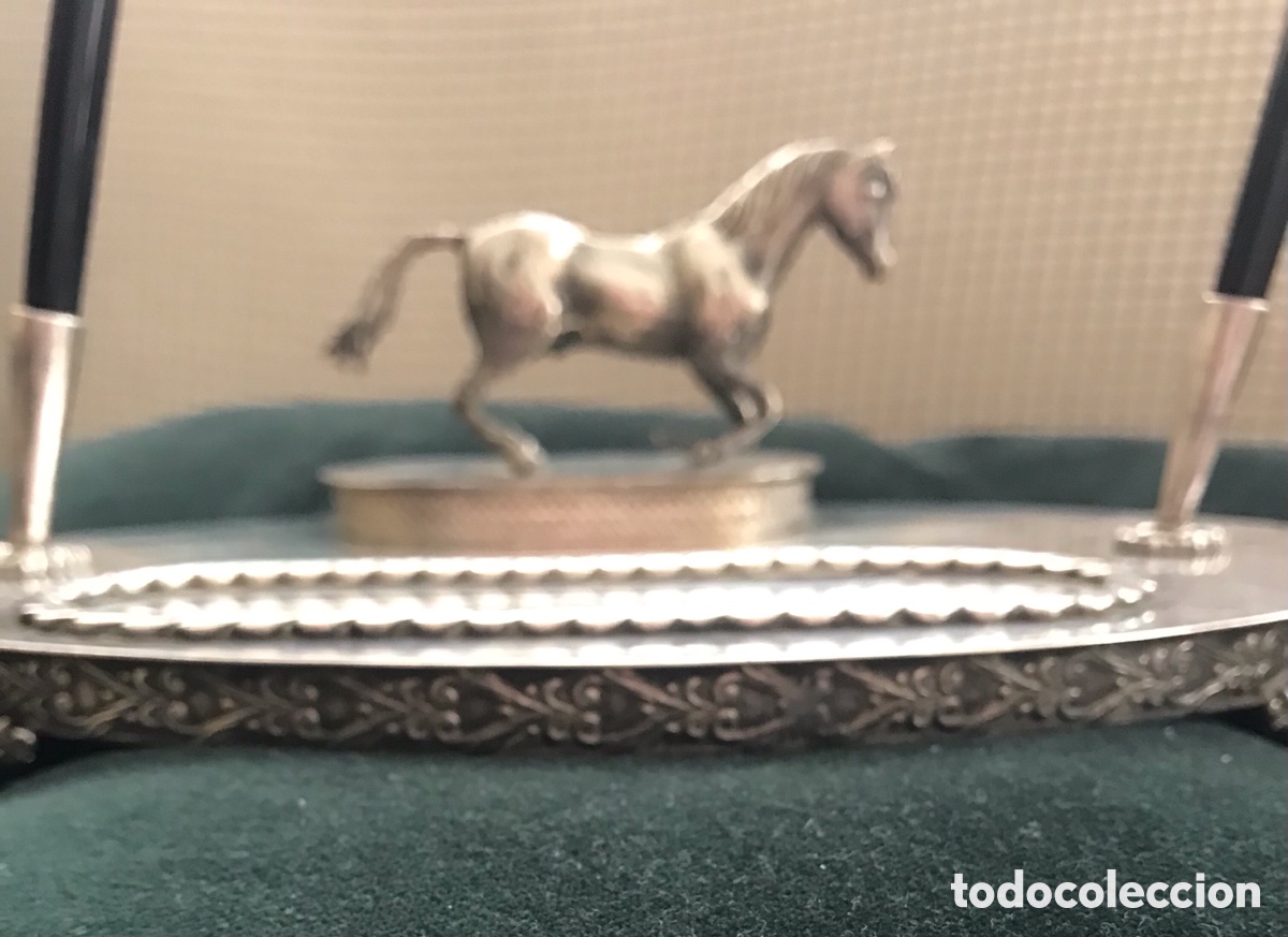 Antig&uuml;edades: Escriban&iacute;a de plata con caballo - Foto 2