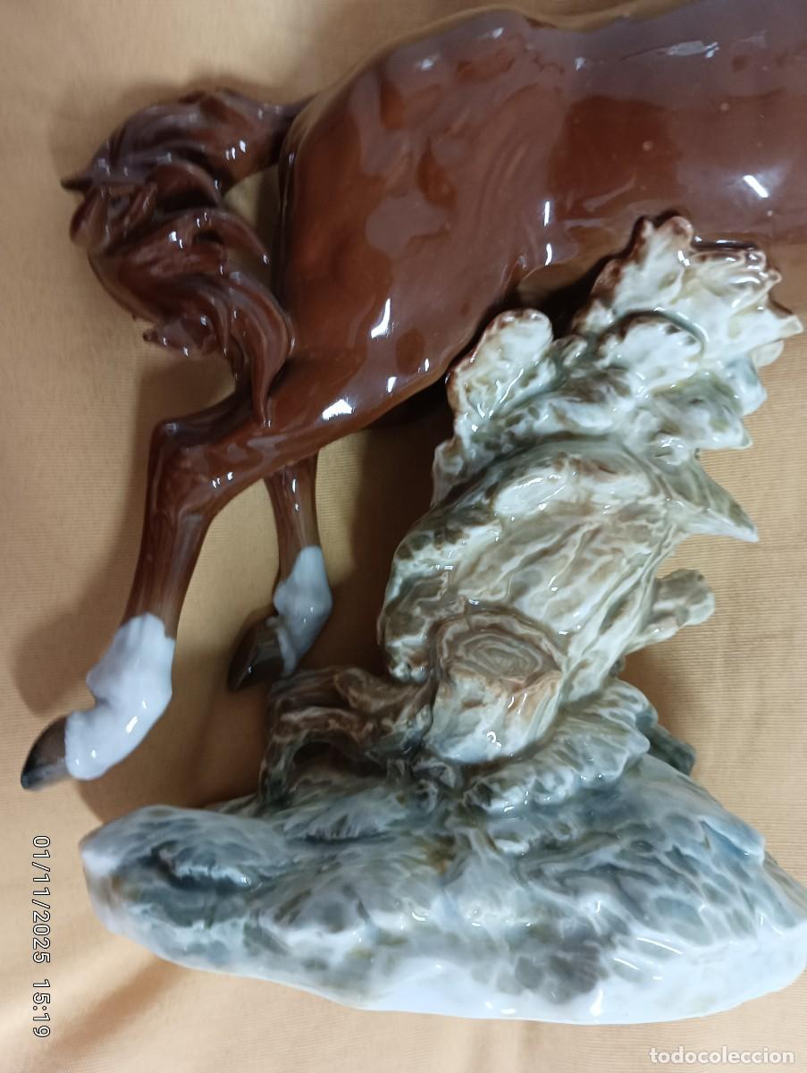 Antig&uuml;edades: ALGORA ,CABALLO MARRON ENCABRITADO ,NUEVO - Foto 5