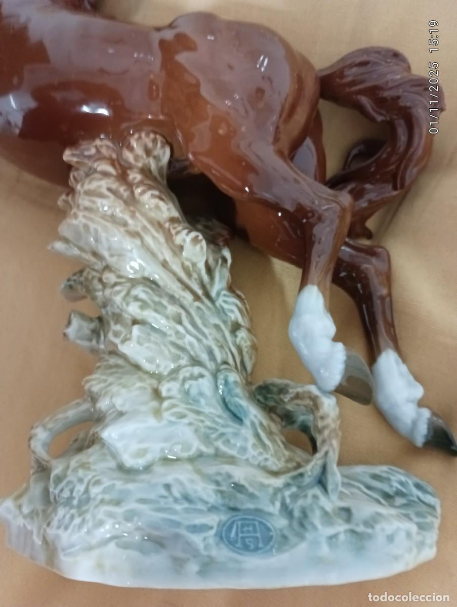 Antig&uuml;edades: ALGORA ,CABALLO MARRON ENCABRITADO ,NUEVO - Foto 6