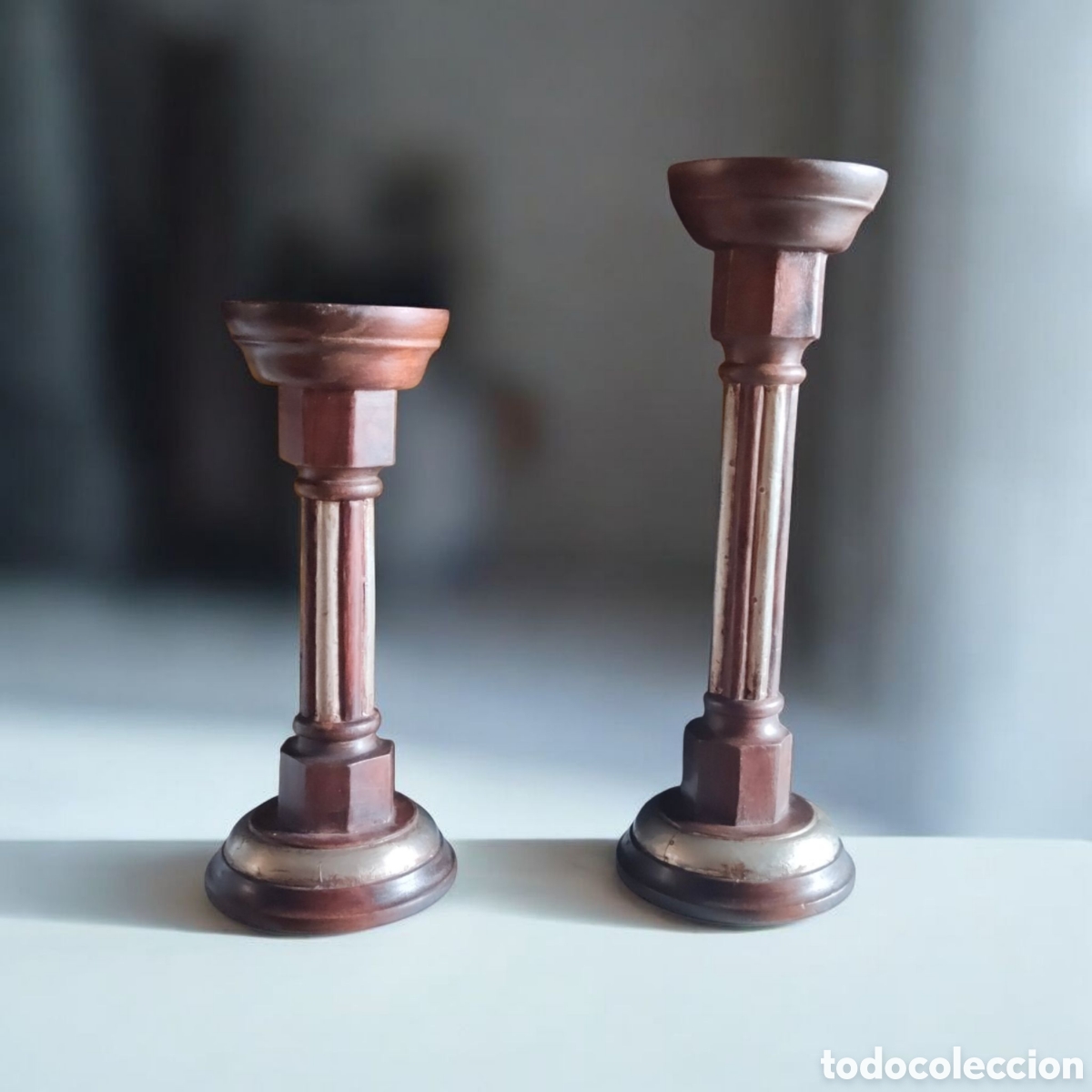 Antig&uuml;edades: Candelabros de Madera Siglo XIX. - Foto 1