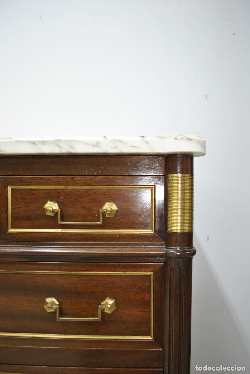Antig&uuml;edades: C&Oacute;MODA MADERA Y BRONCE ESTILO LUIS XVI - Foto 4