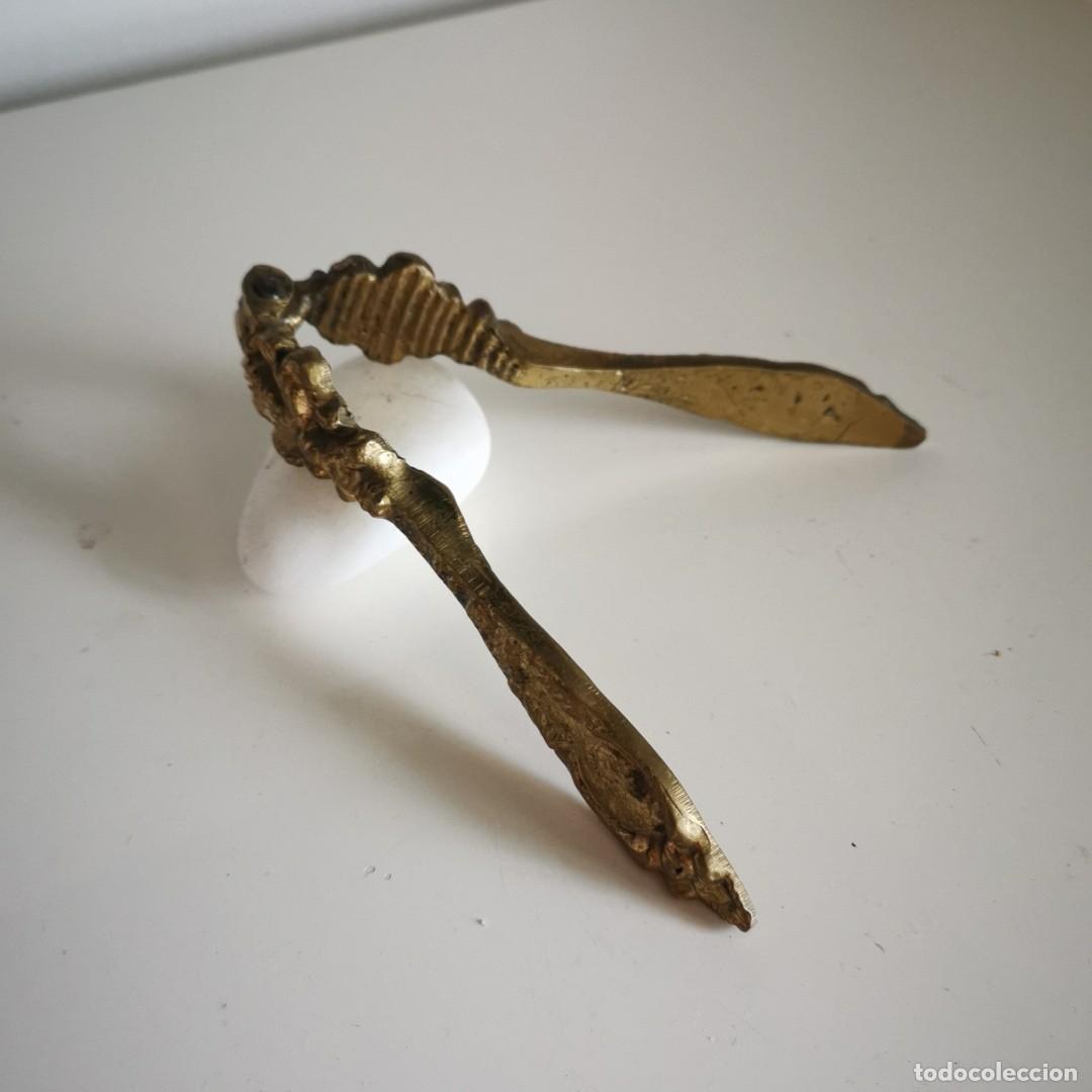 Antig&uuml;edades: CASCANUECES ANTIGUO DE BRONCE - Foto 6