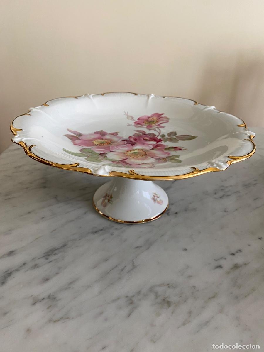Antig&uuml;edades: Frutero de porcelana - Foto 1