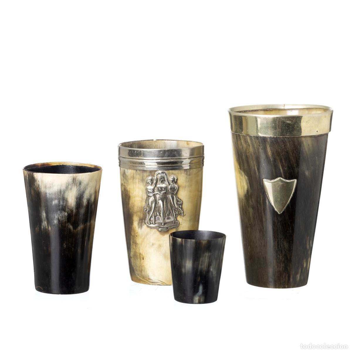Antig&uuml;edades: CUATRO VASOS DE CAZA - Foto 1