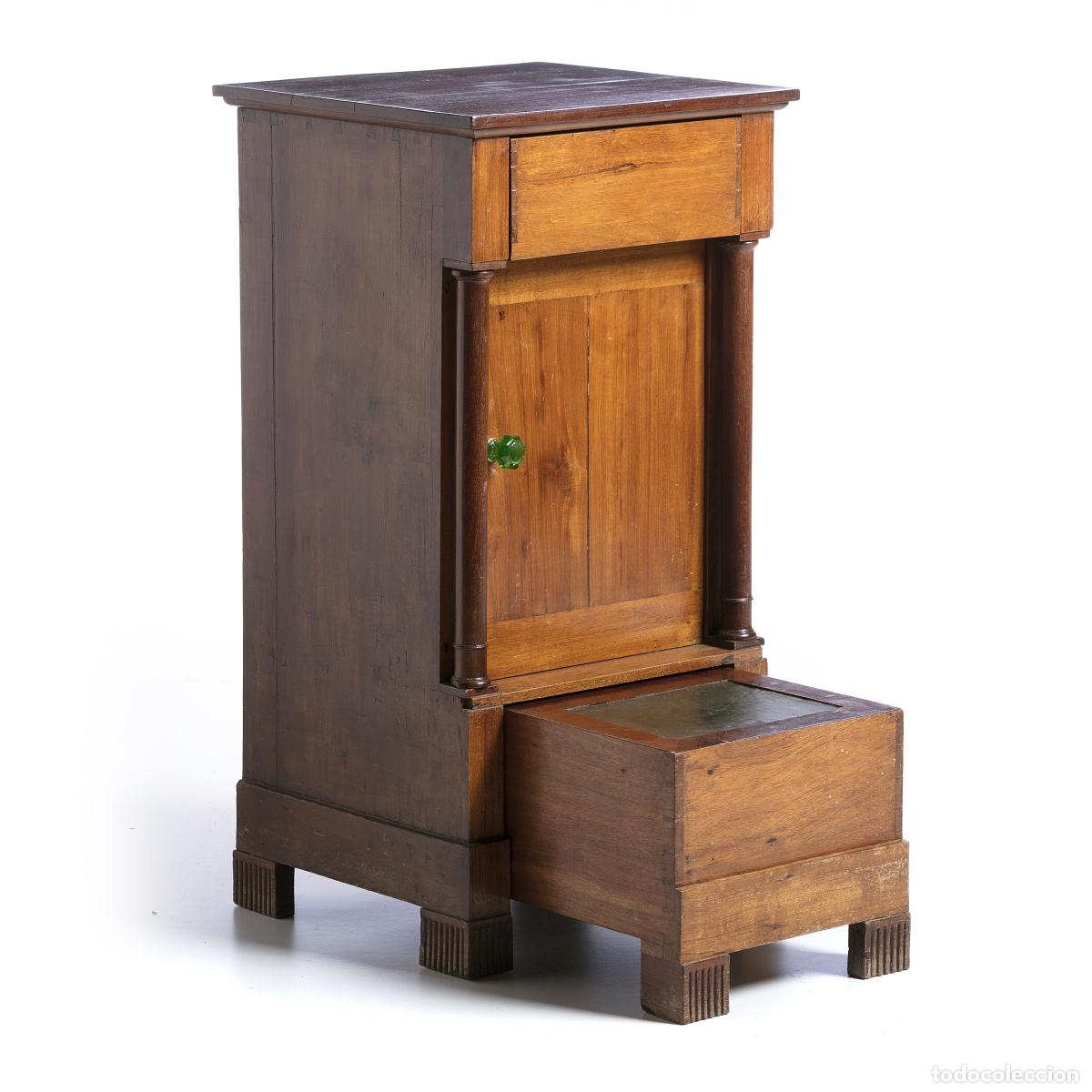 Antig&uuml;edades: MESA DE CAMA, EN MADERA VINHATICA - SIGLO XIX - Foto 1