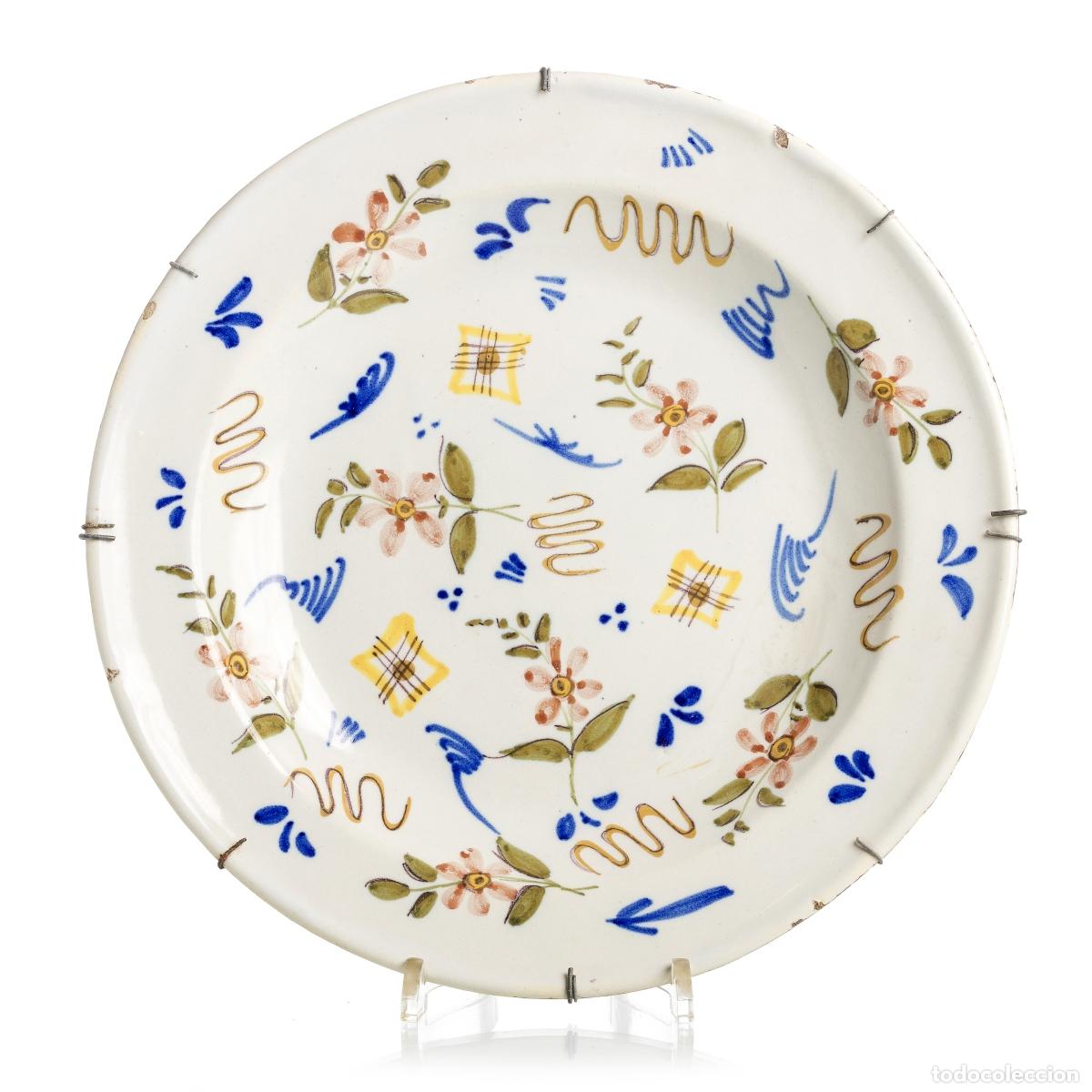Antig&uuml;edades: PLATO DE LOZA - Foto 1