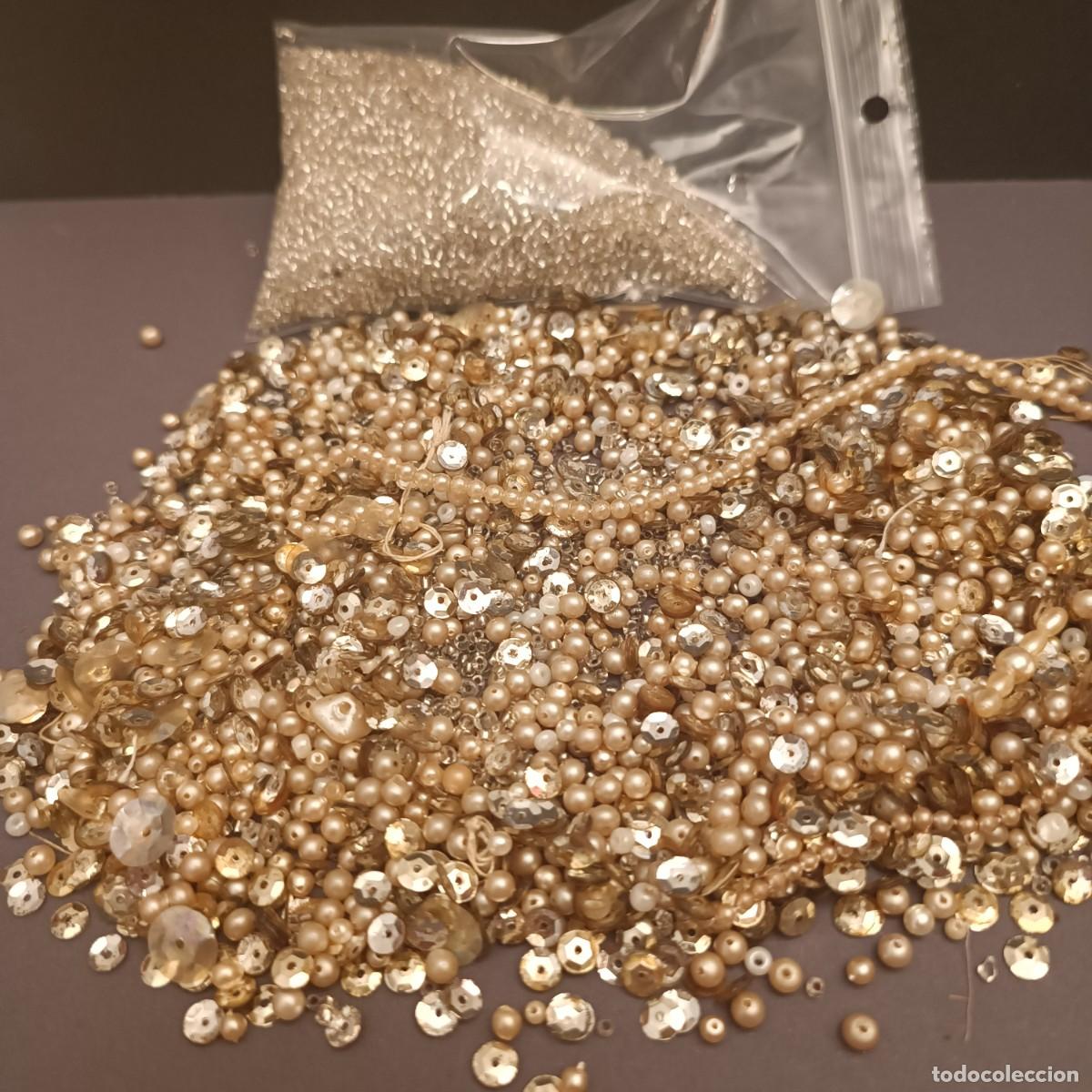 Antig&uuml;edades: CUENTAS DE CRISTAL Y PAILLETTES - Foto 1