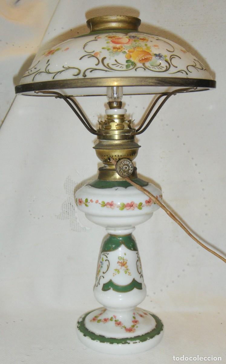 Antig&uuml;edades: Quinqu&eacute; electrificado en opalina pintada a mano &middot; (ca. 1900 &ndash; 1920) - Foto 5