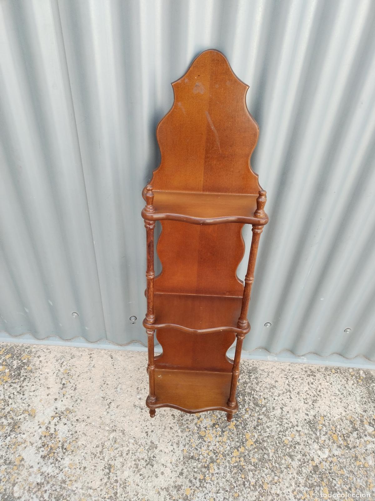 Antig&uuml;edades: repisa de pared en madera dm - Foto 2