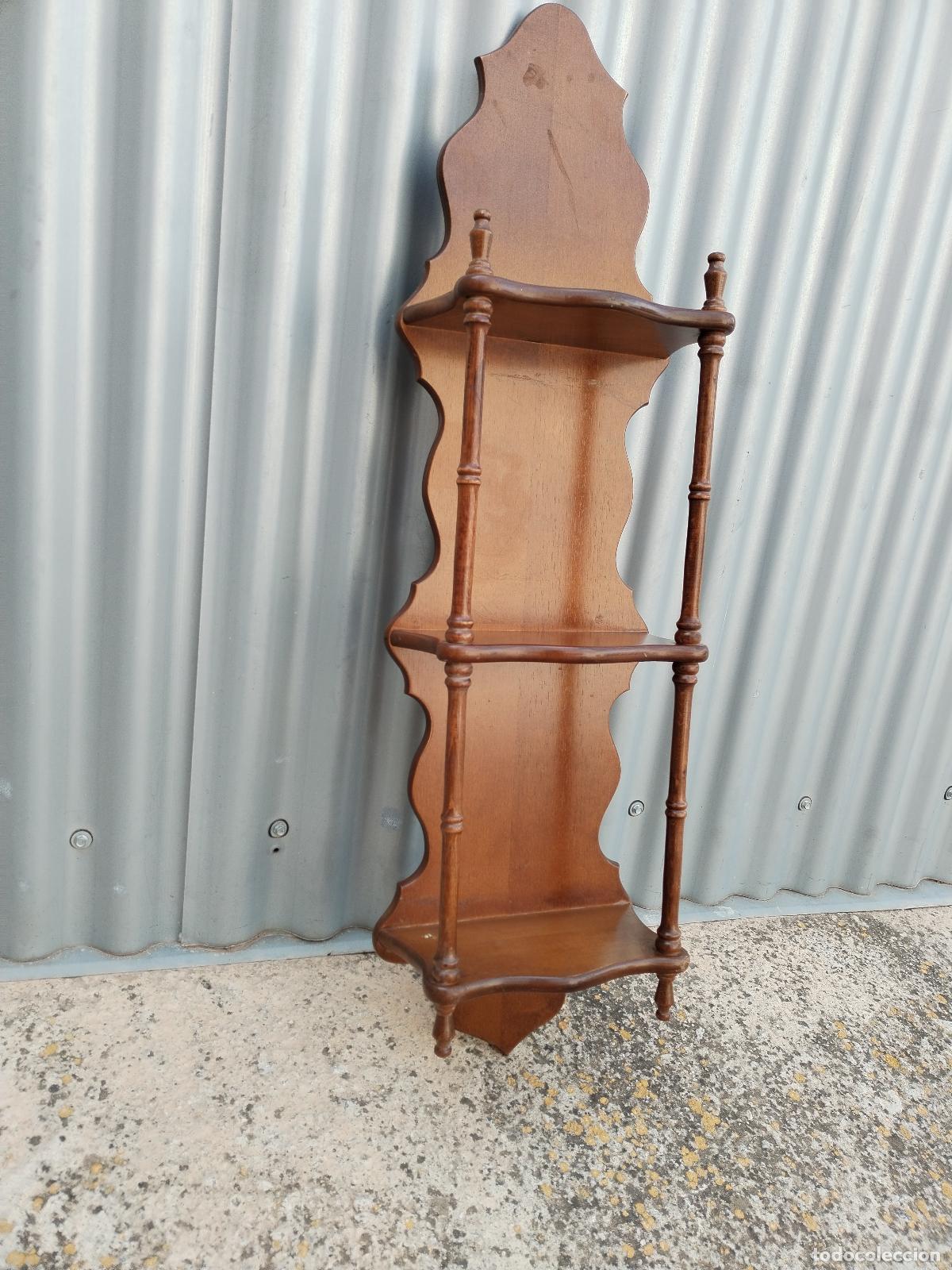Antig&uuml;edades: repisa de pared en madera dm - Foto 6