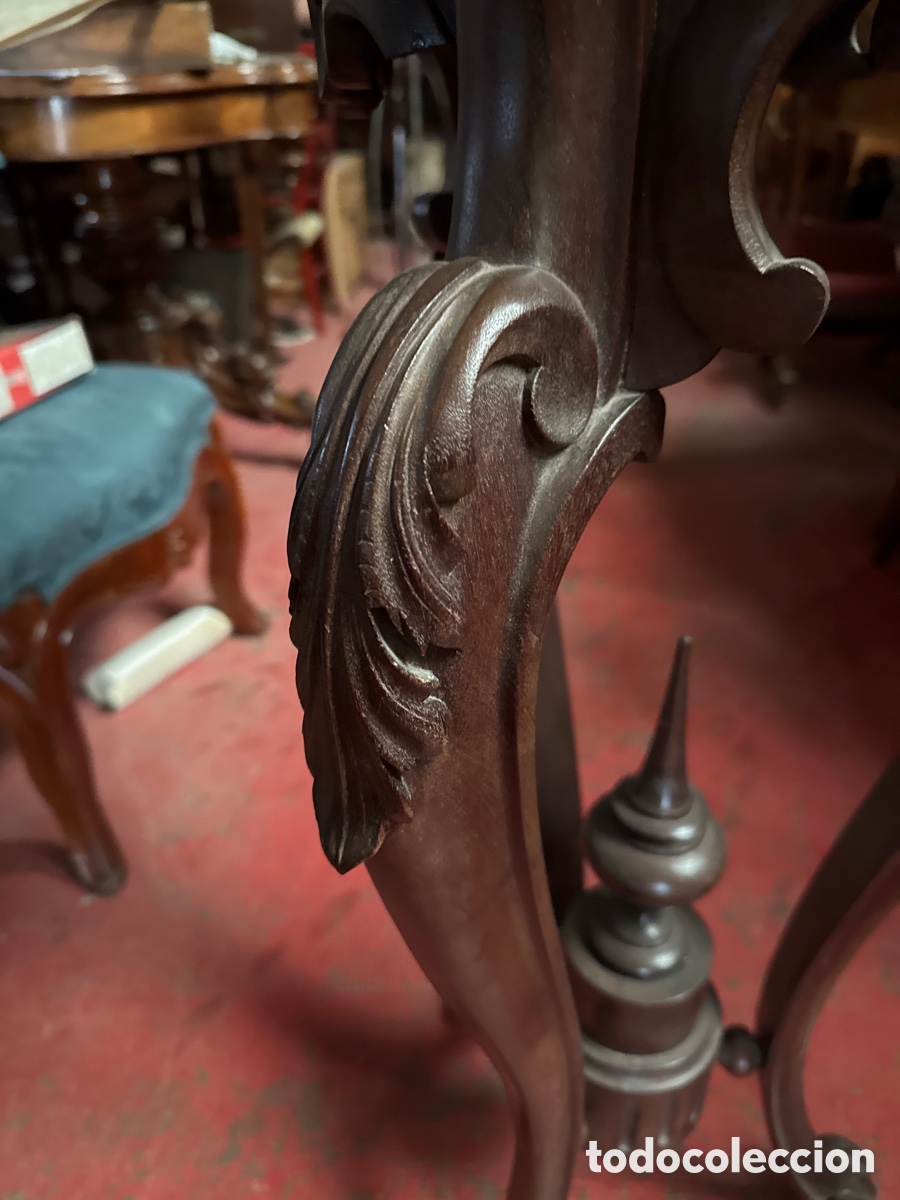 Antig&uuml;edades: Bonito macetero o peana en madera - Foto 3