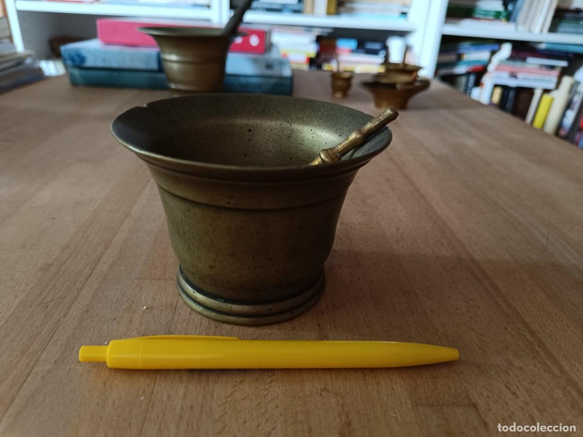 Antig&uuml;edades: ANTIGUO MORTERO O ALMIREZ DE BRONCE, CON SU MANO - Foto 1