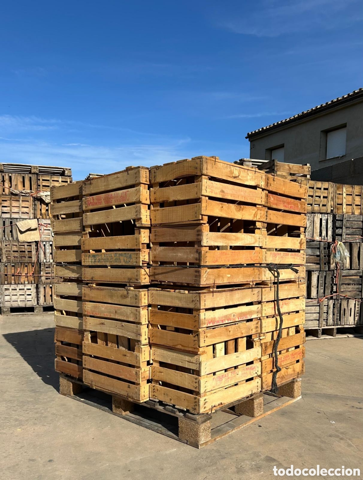 Antig&uuml;edades: Lote 3 cajas de madera de fruta - Foto 1