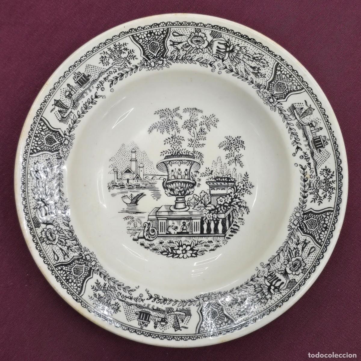 Antig&uuml;edades: PLATO HONDO DE PORCELANA. - Foto 1
