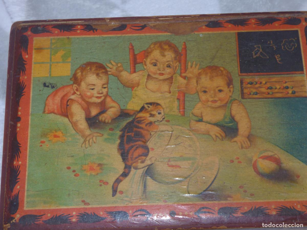 Antig&uuml;edades: Caja de madera decorada.A&ntilde;os 40. - Foto 2