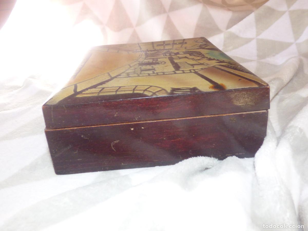 Antig&uuml;edades: Caja de madera decorada.A&ntilde;os 40. - Foto 5