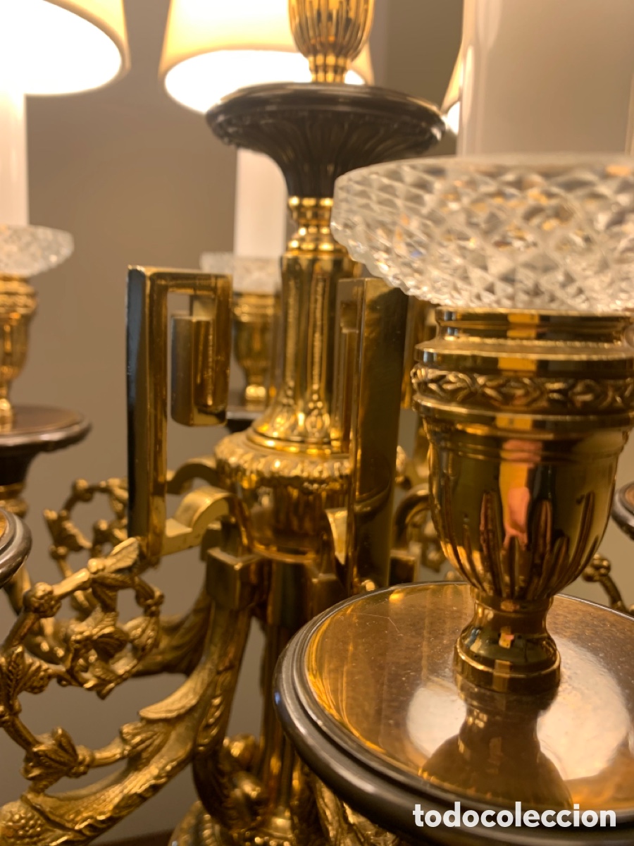Antig&uuml;edades: Lampara de mesa de bronce - Foto 5
