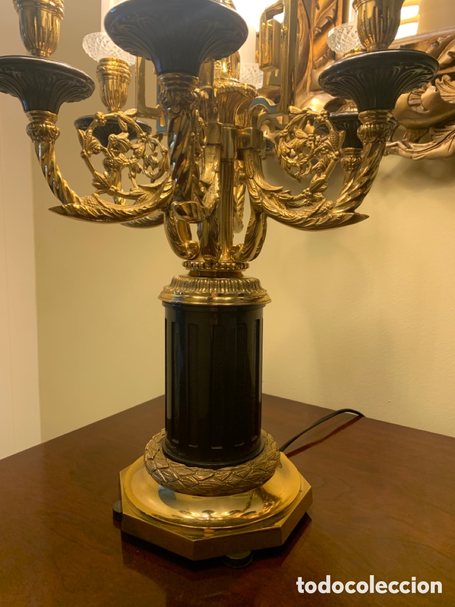 Antig&uuml;edades: Lampara de mesa de bronce - Foto 6