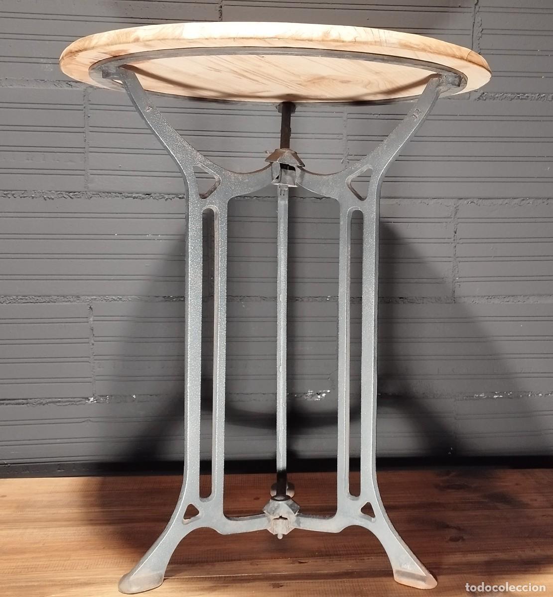 Antig&uuml;edades: 4Mesa de caf&eacute; en hierro fundido - Foto 2