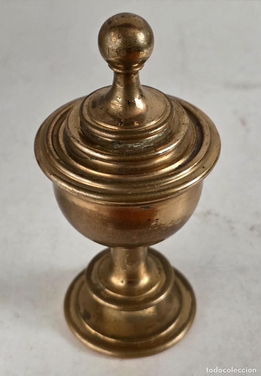 Antig&uuml;edades: Antiguo Peque&ntilde;o C&aacute;liz de Bronce - Foto 7