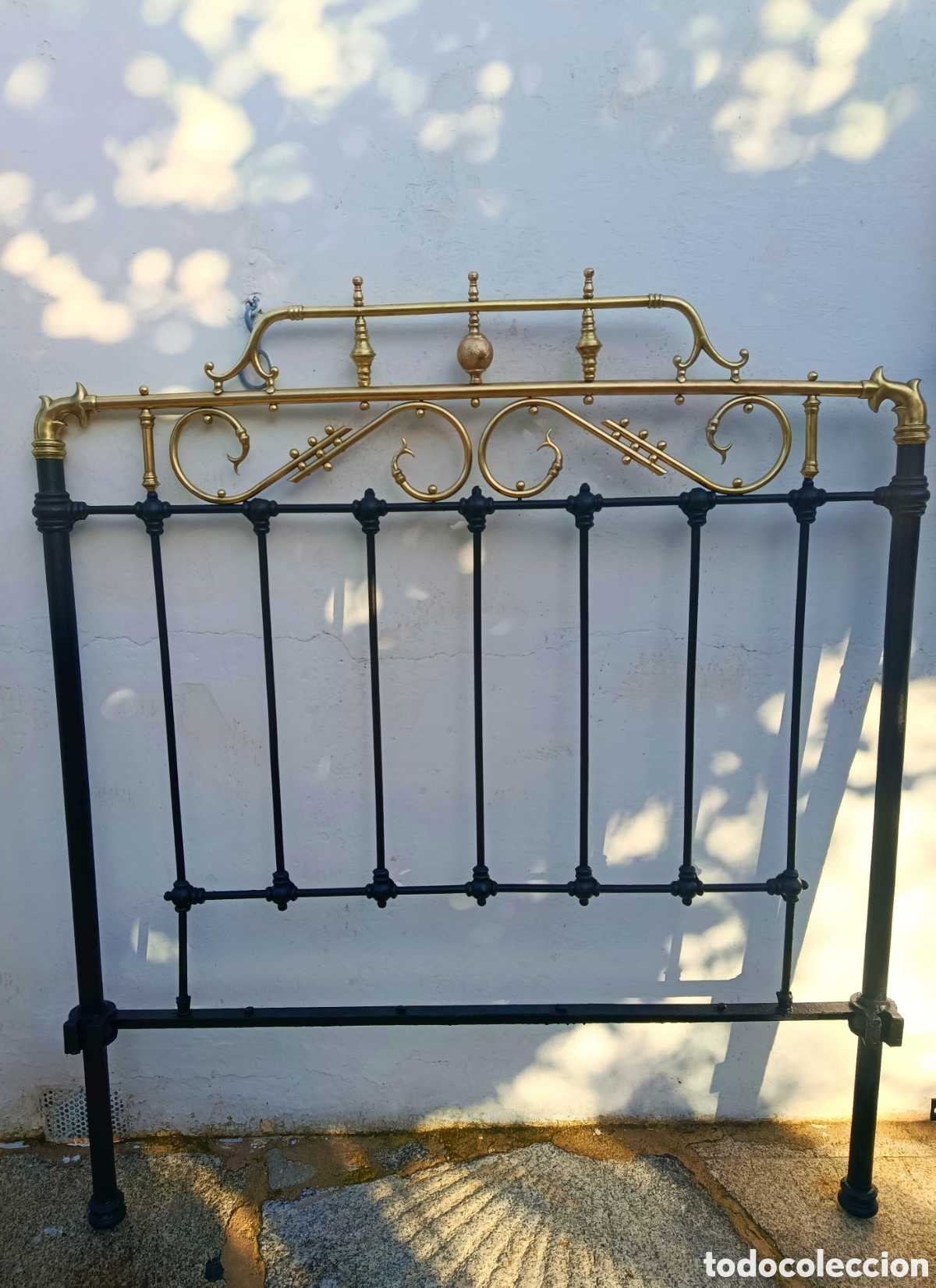 Antig&uuml;edades: Cama Antig&uuml;a de metal y forja - Foto 3
