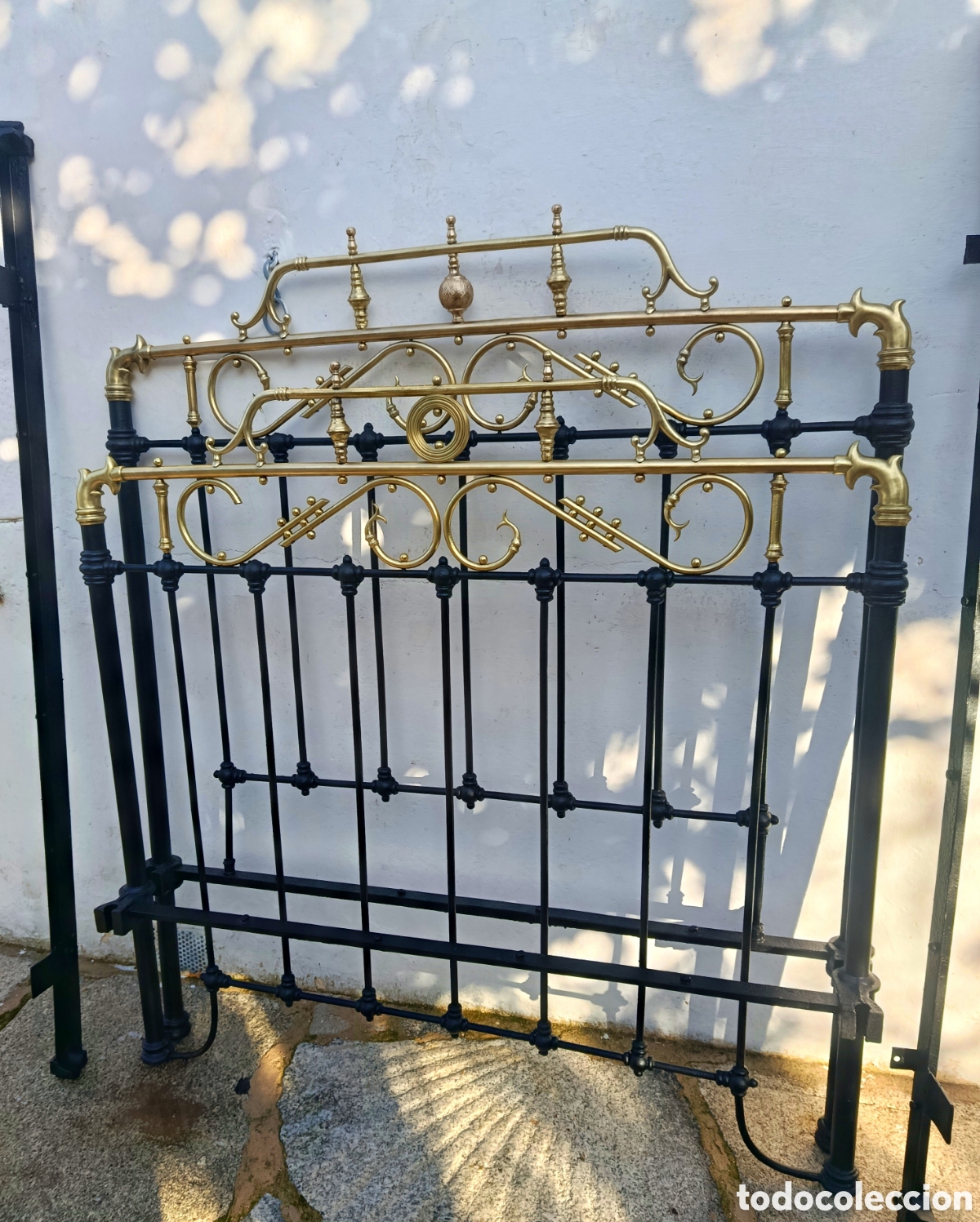Antig&uuml;edades: Cama Antig&uuml;a de metal y forja - Foto 4