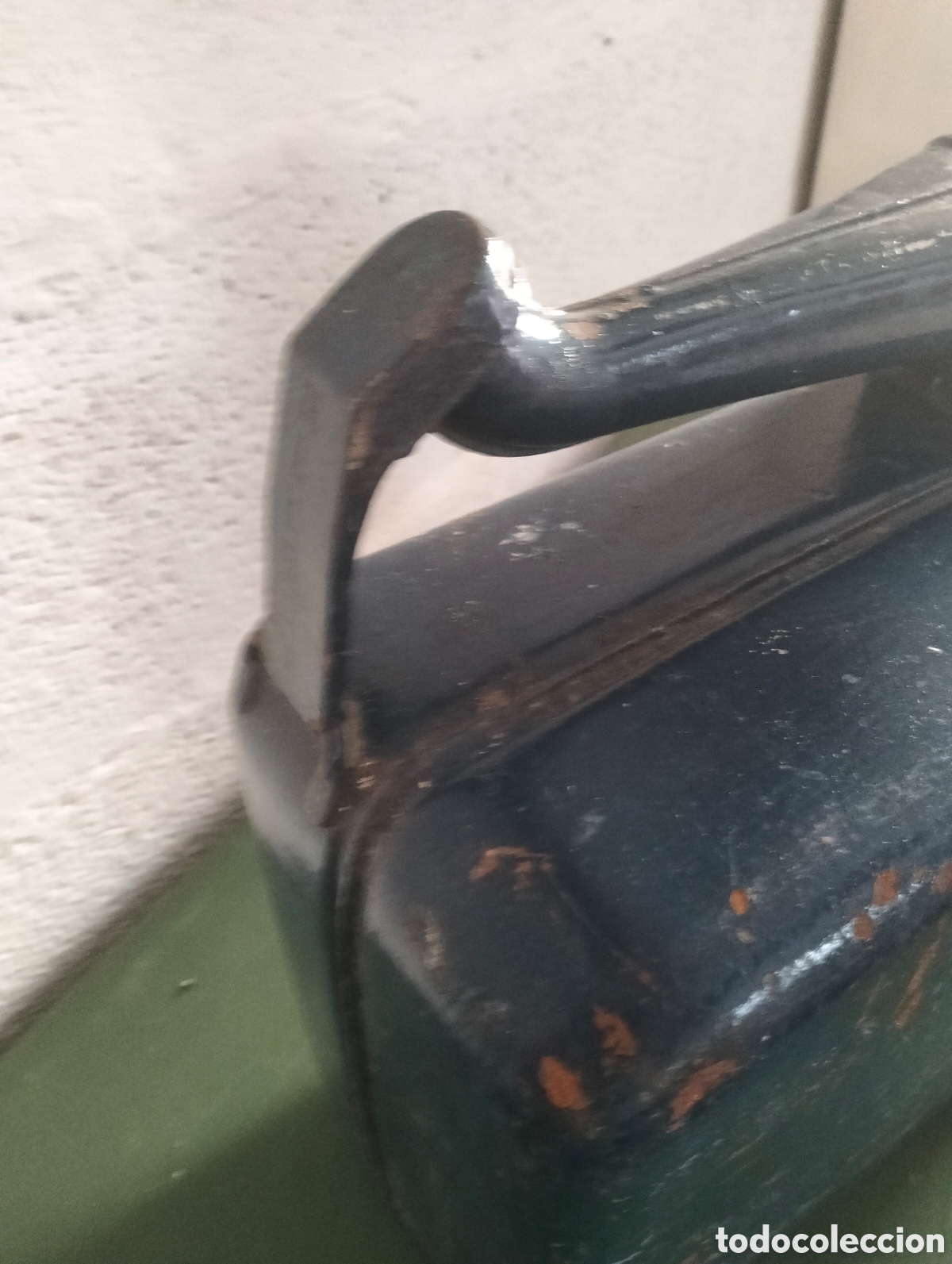 Antig&uuml;edades: Antigua garrafa de gasolina - Foto 4