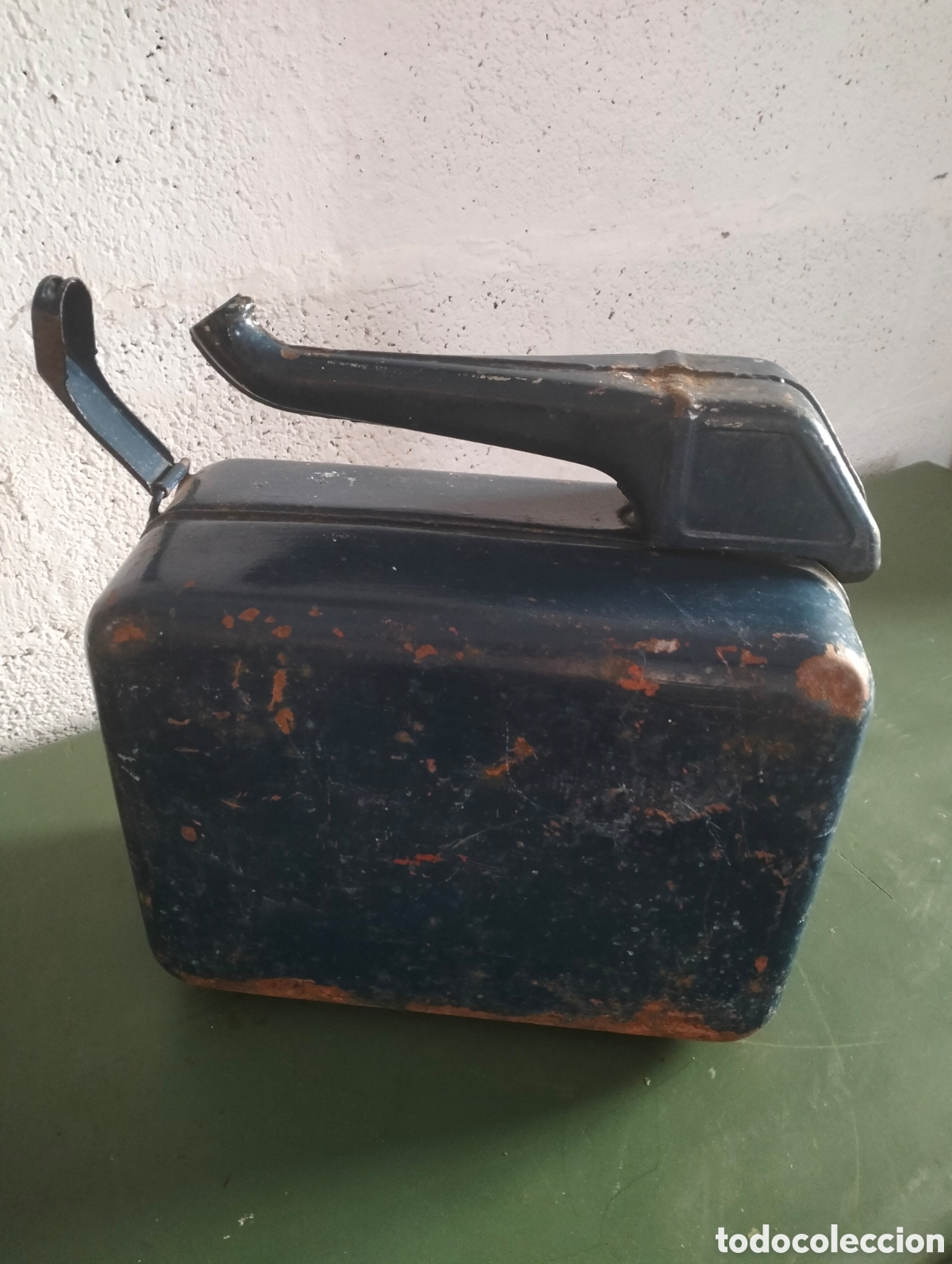 Antig&uuml;edades: Antigua garrafa de gasolina - Foto 5