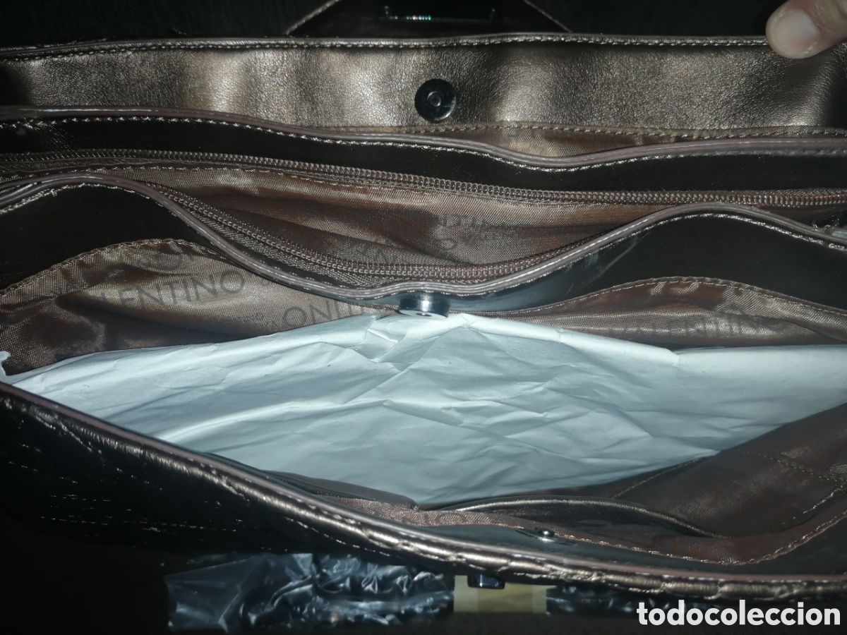 Antig&uuml;edades: Bolso Valentino Bronce nuevo - Foto 8