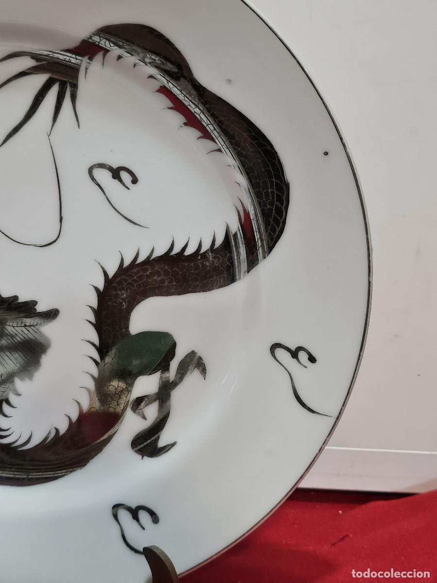 Antig&uuml;edades: plato de porcelana oriental - Foto 3