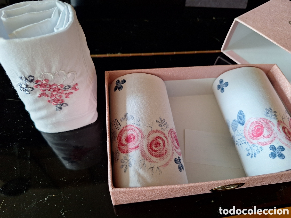 Antig&uuml;edades: Caja de pa&ntilde;uelos de se&ntilde;ora - Foto 3