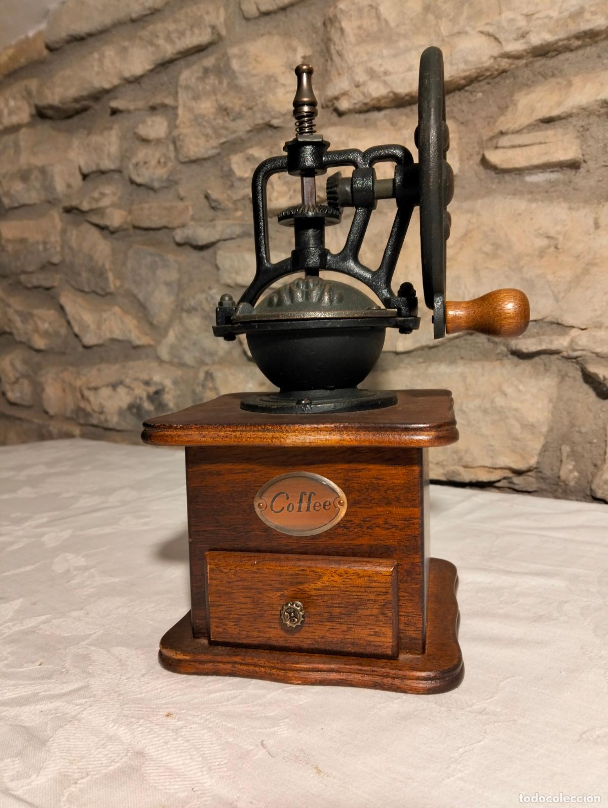 Oggetti Antichi: Molinillo de caf&eacute; vintage reproducci&oacute;n chapa Coffee madera marr&oacute;n hierro manual