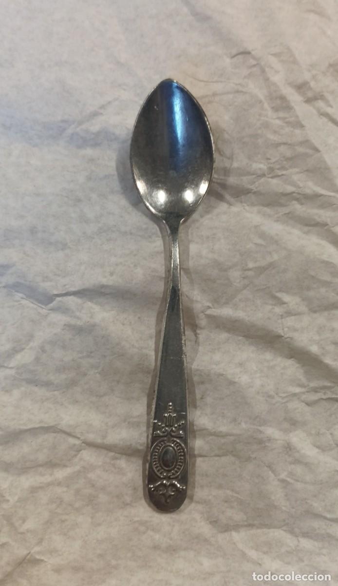 Antiguidades: Cucharilla de postre, TAZ