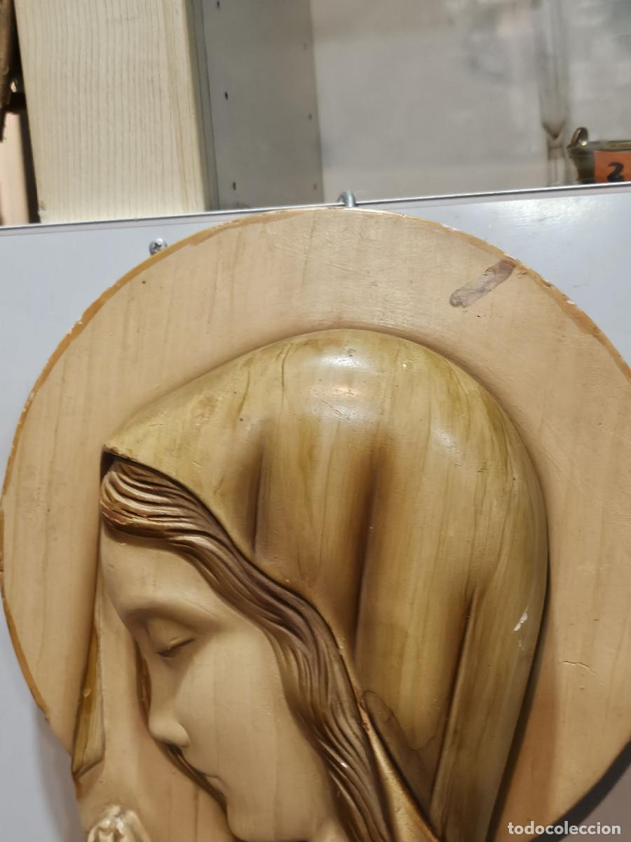Antig&uuml;edades: virgen de colgar de ceramica - Foto 4