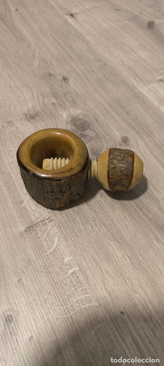 Antig&uuml;edades: Cascanueces antiguo de madera - Foto 1
