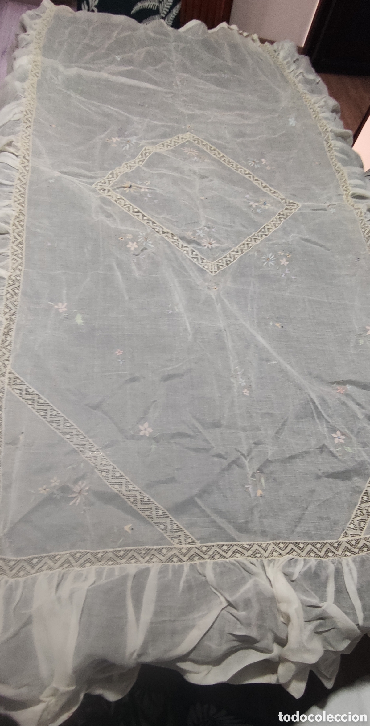 Antig&uuml;edades: Colcha antigua de muselina - Foto 2