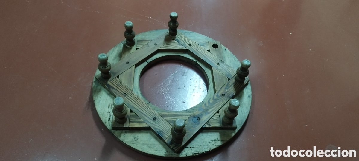 Antig&uuml;edades: Brasero antiguo lat&oacute;n con base madera - Foto 5