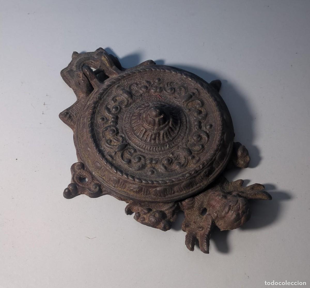 Antig&uuml;edades: Soporte antiguo con cabeza de &aacute;nge - Foto 2