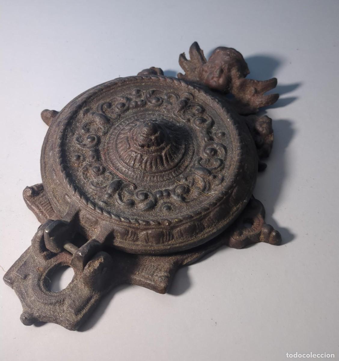 Antig&uuml;edades: Soporte antiguo con cabeza de &aacute;nge - Foto 3