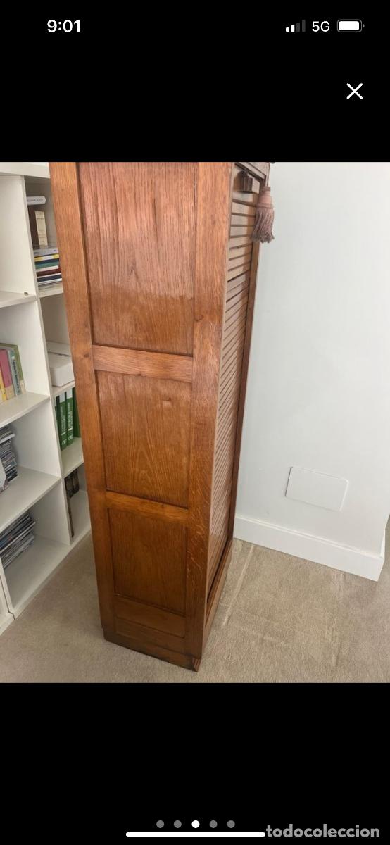Antig&uuml;edades: Mueble de roble con persiana - Foto 2