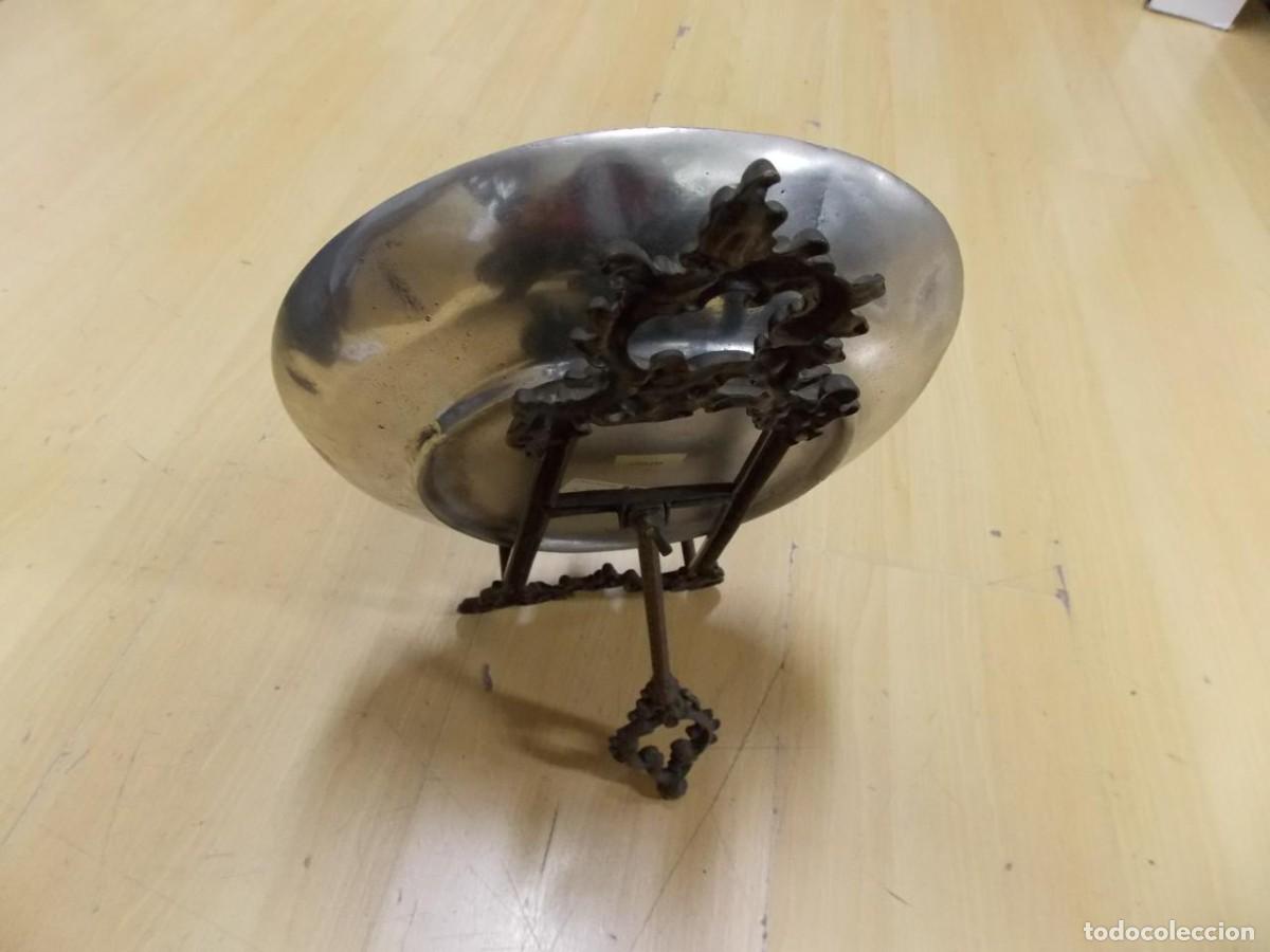 Antig&uuml;edades: PLATO DE ESTA&Ntilde;O CON SOPORTE DE 38 CM (44622) - Foto 3