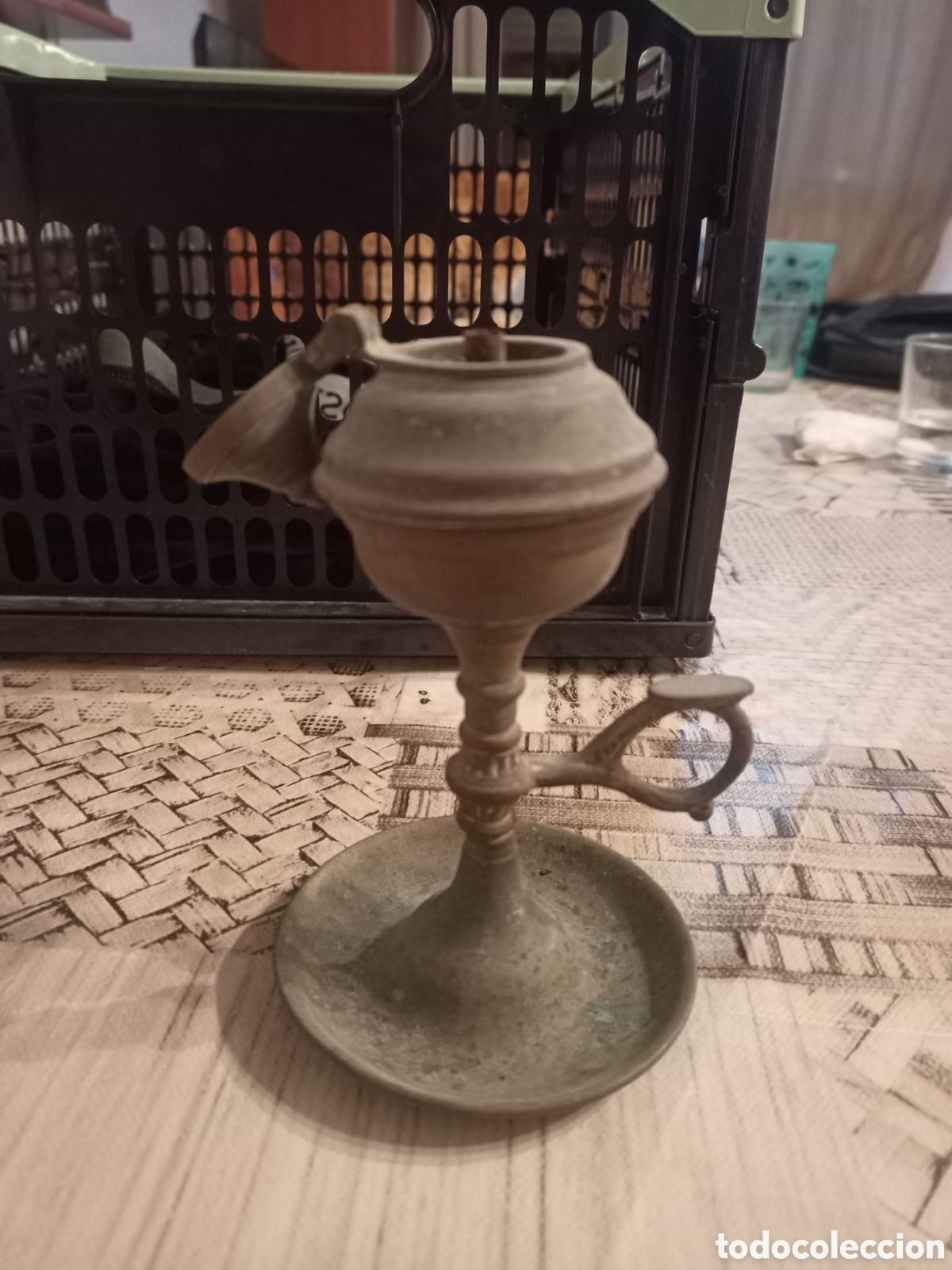 Antig&uuml;edades: ANTIGUO CANDIL O QUINQUE DE BRONCE - Foto 2