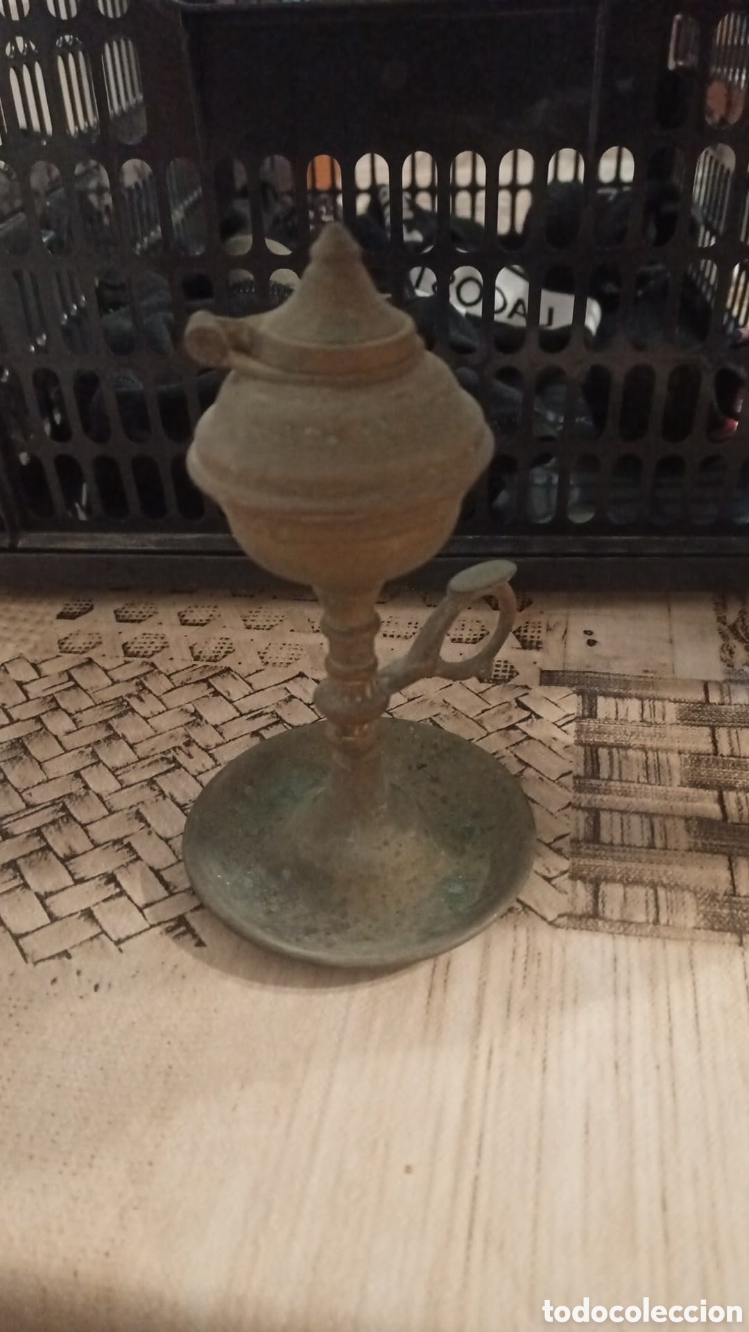Antig&uuml;edades: ANTIGUO CANDIL O QUINQUE DE BRONCE - Foto 3