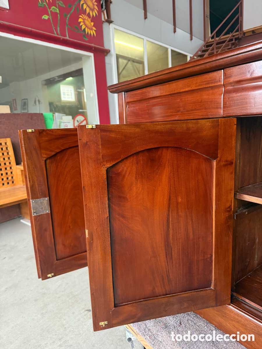 Antig&uuml;edades: Buffet victoriano en caoba maciza - Foto 12