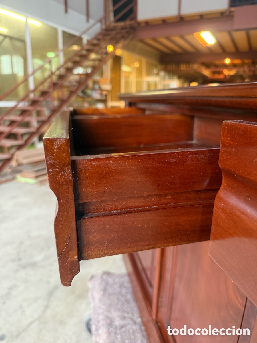 Antig&uuml;edades: Buffet victoriano en caoba maciza - Foto 15