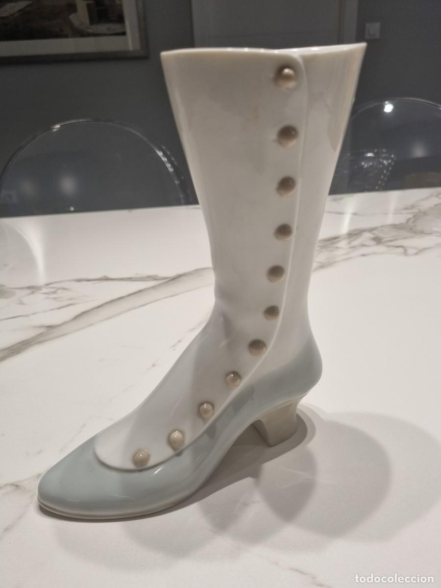 Antig&uuml;edades: Bota de se&ntilde;ora Lladr&oacute; 1960 - Foto 1
