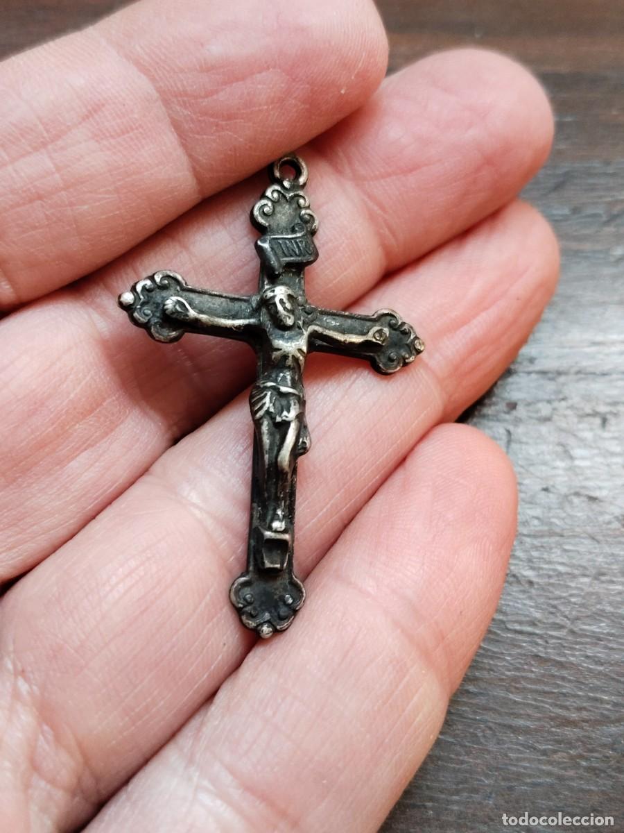 Antig&uuml;edades: Antiguo Crucifijo en plata. Ver. - Foto 2