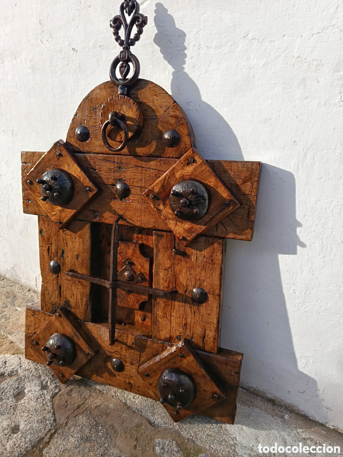 Antig&uuml;edades: Reja de madera y forja - Foto 1